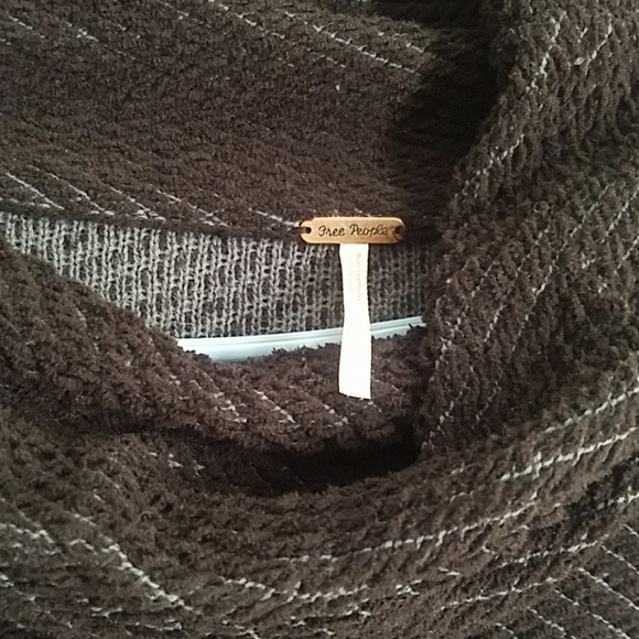 Oversized Free People Sweater - Picture 3 of 6